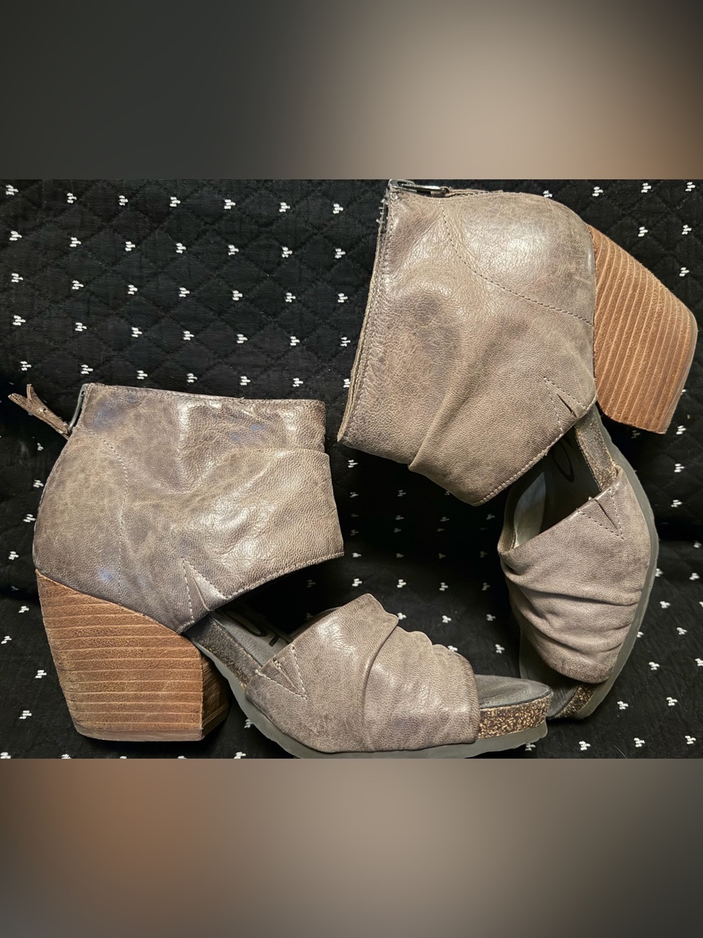 OTBT women’s leather open toe patchouli booti sandals great condition sz 7M